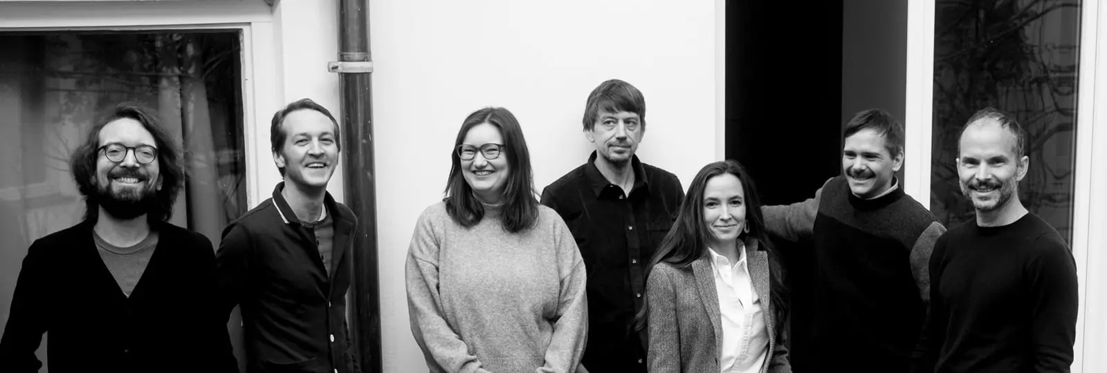 The pagestrip team in front of their Vienna townhouse.